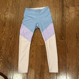 Outdoor Voices Springs Leggings in Lilac - Size Medium
